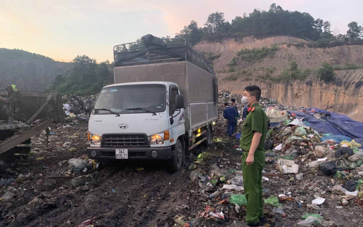 Quảng Ninh tiêu hủy hơn 28.000 con giống gia cầm không rõ nguồn gốc