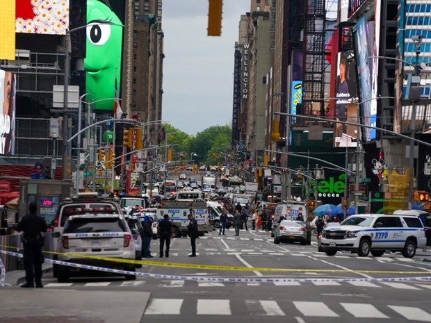 Xả súng ngay giữa Quảng trường Thời đại ở New York khiến 3 người bị thương