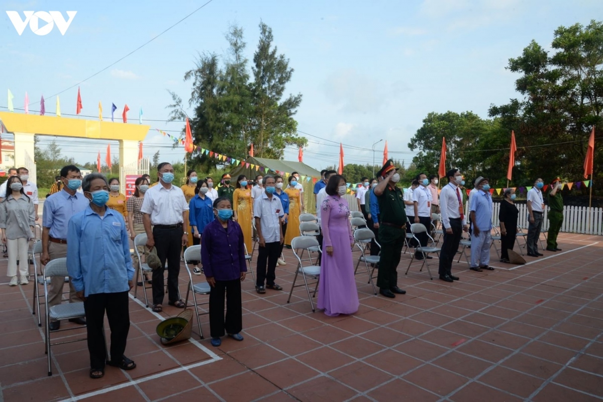 Cử tri trên đảo Lý Sơn, Phú Quốc, Cô Tô, Cồn Cỏ đi bầu cử rất sớm