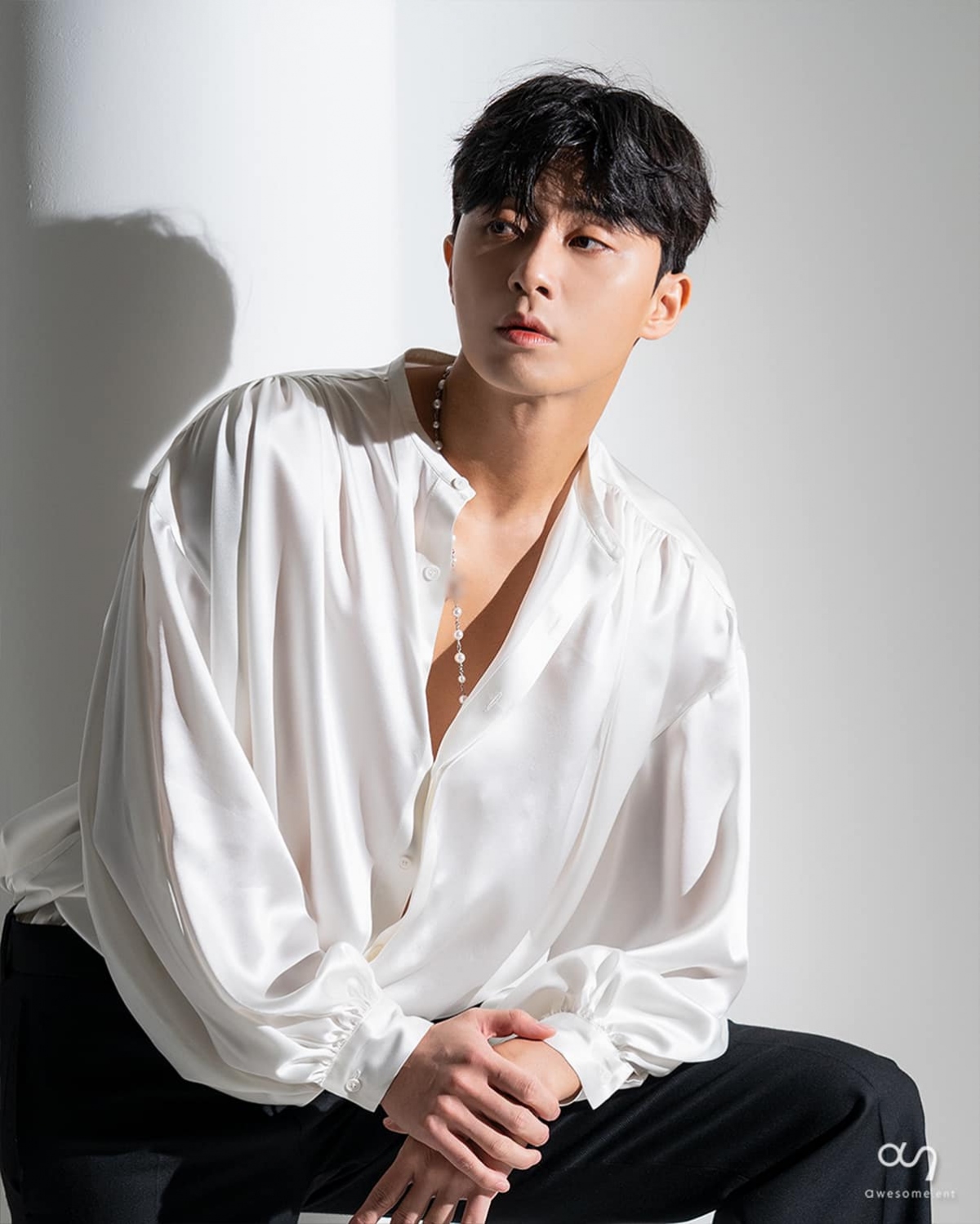 Park Seo Joon bị chỉ trích vì tuyên bố "bà xã tương lai nên nghỉ việc để chăm lo gia đình"