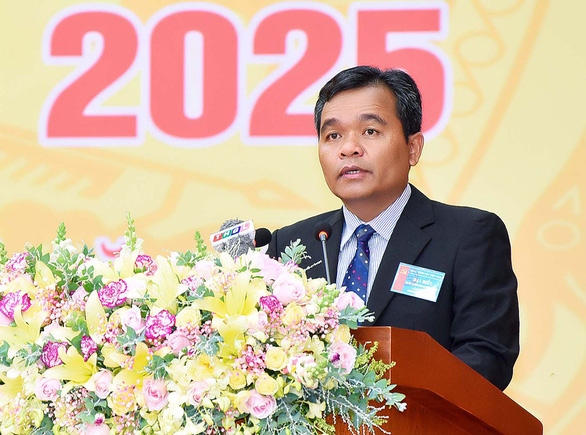 Bí thư Tỉnh ủy Gia Lai Hồ Văn Niên được bầu giữ chức Chủ tịch HĐND tỉnh