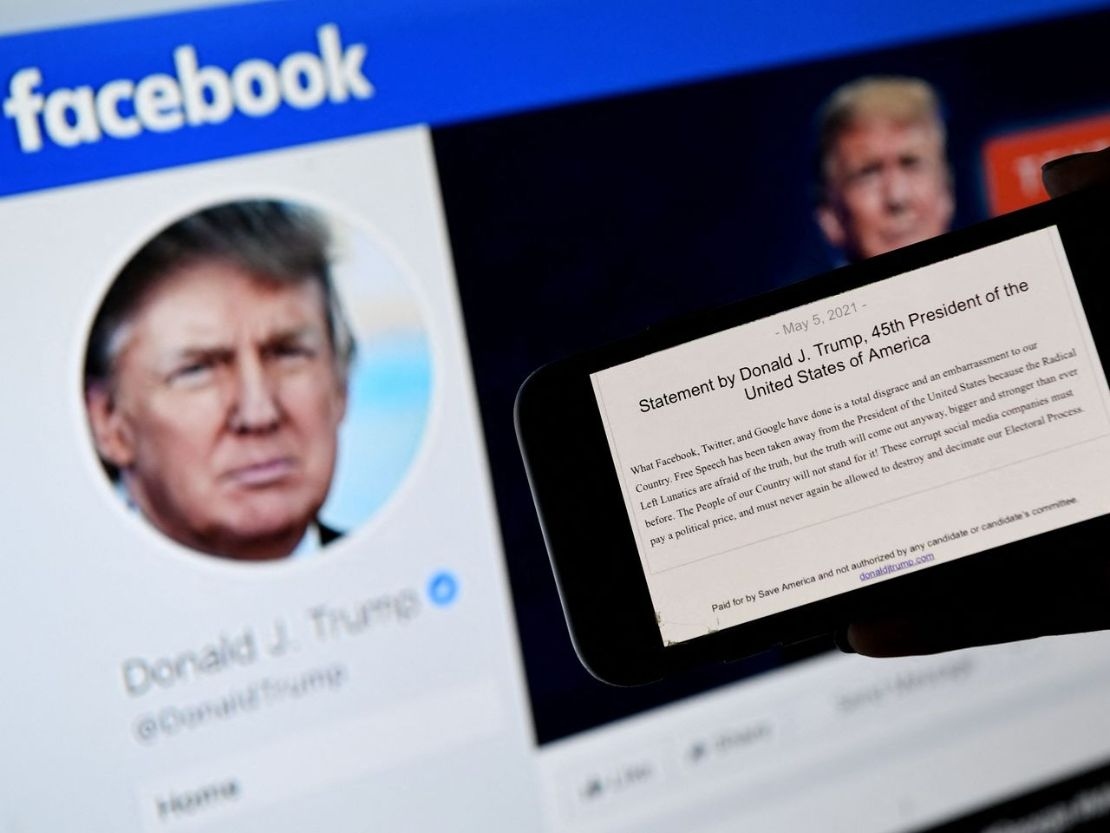 Facebook chặn tài khoản của ông Donald Trump ít nhất 2 năm nữa