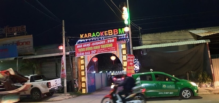 18 nam nữ 'phê' ma túy trong quán karaoke bất chấp dịch COVID-19 ở Long An