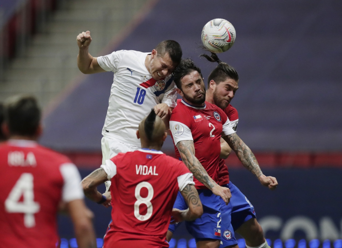 Chile thua "muối mặt" trước Paraguay ở Copa America 2021