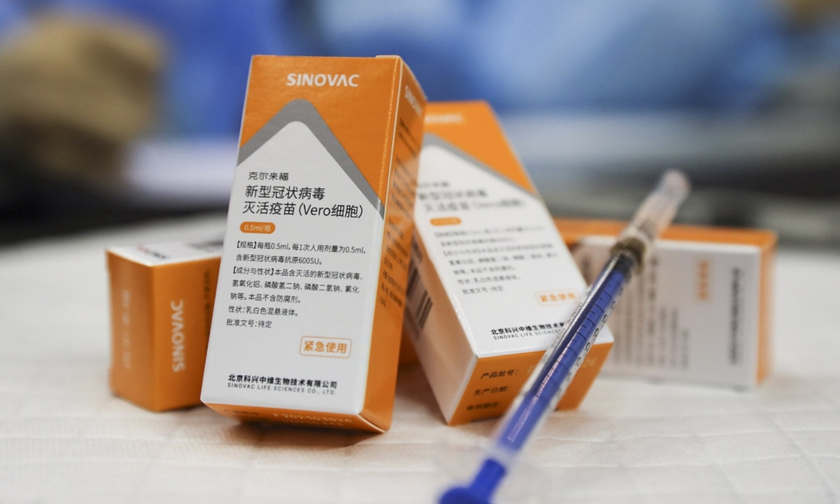 Trung Quốc phê duyệt sử dụng khẩn cấp vaccine Sinovac cho trẻ em