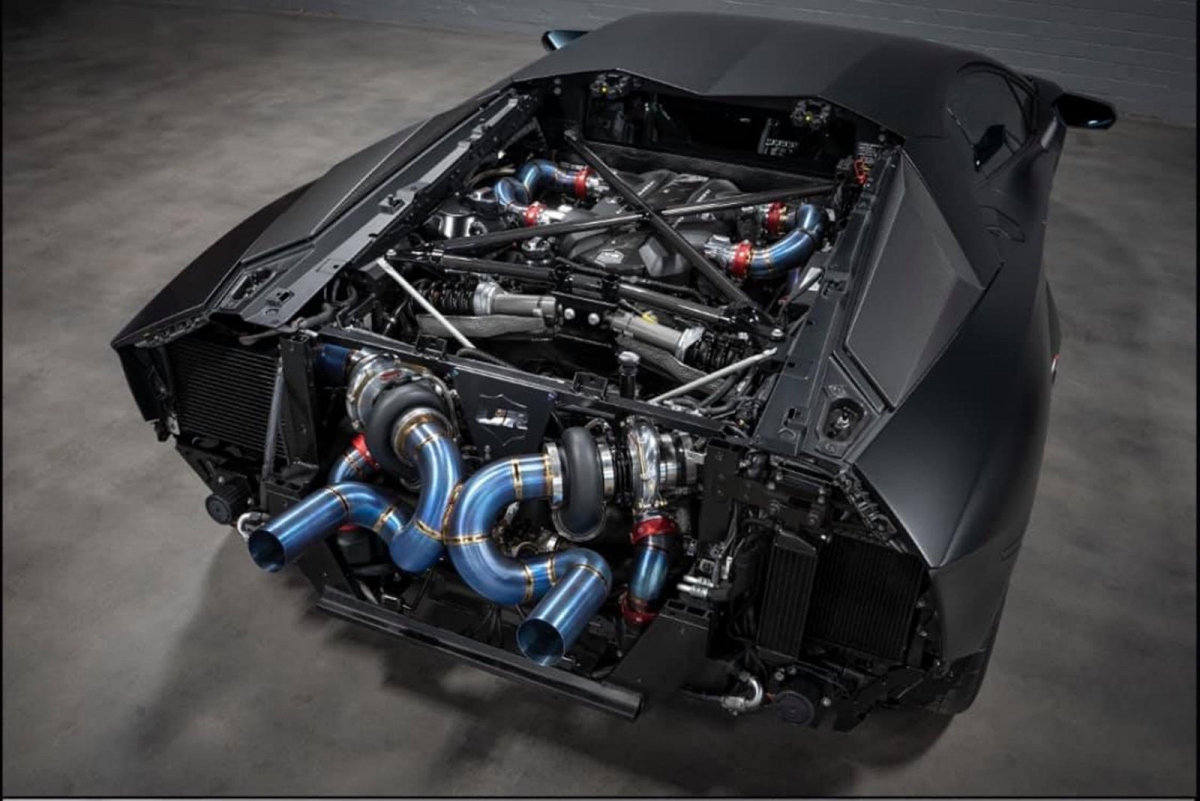Ngắm khoang động cơ 2.000 mã lực của Lamborghini Aventador SVJ độ Twin-Turbo