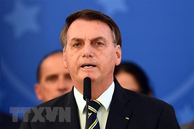 Tổng thống Brazil bị phạt do vi phạm quy định sử dụng khẩu trang nơi công cộng