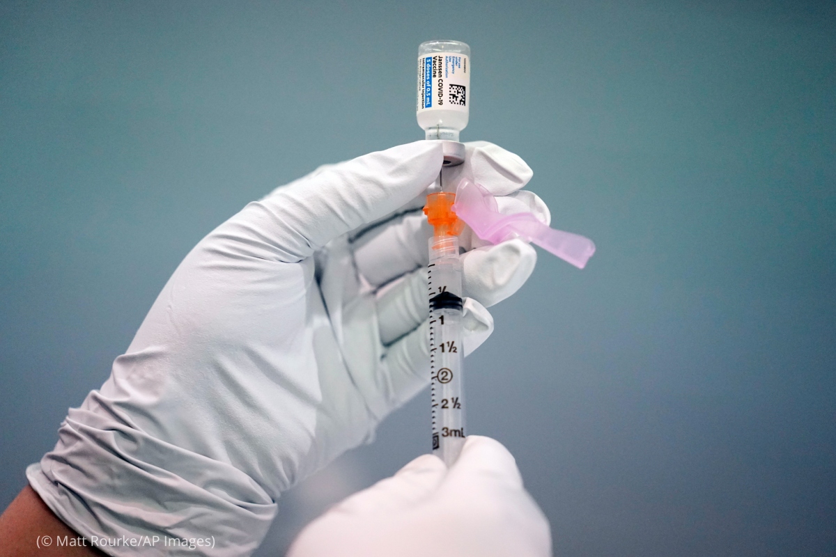 Người nước ngoài và người không có bảo hiểm tại Séc có thể đăng ký tiêm vaccine từ 11/6