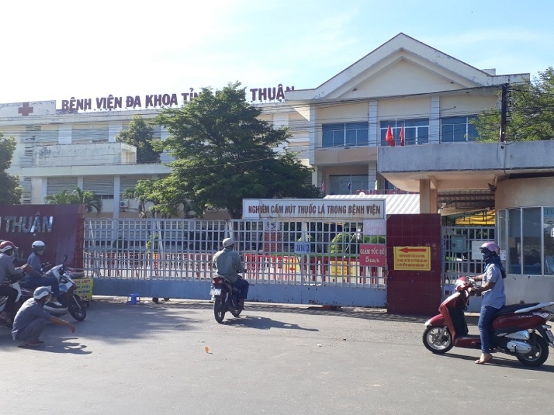 Bình Thuận phong tỏa thôn Lạc Trị, đóng cửa Bệnh viện Đa khoa tỉnh để phòng chống dịch