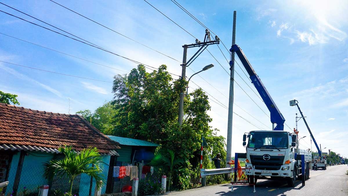 Đảm bảo duy trì lưới điện trong những ngày nắng nóng