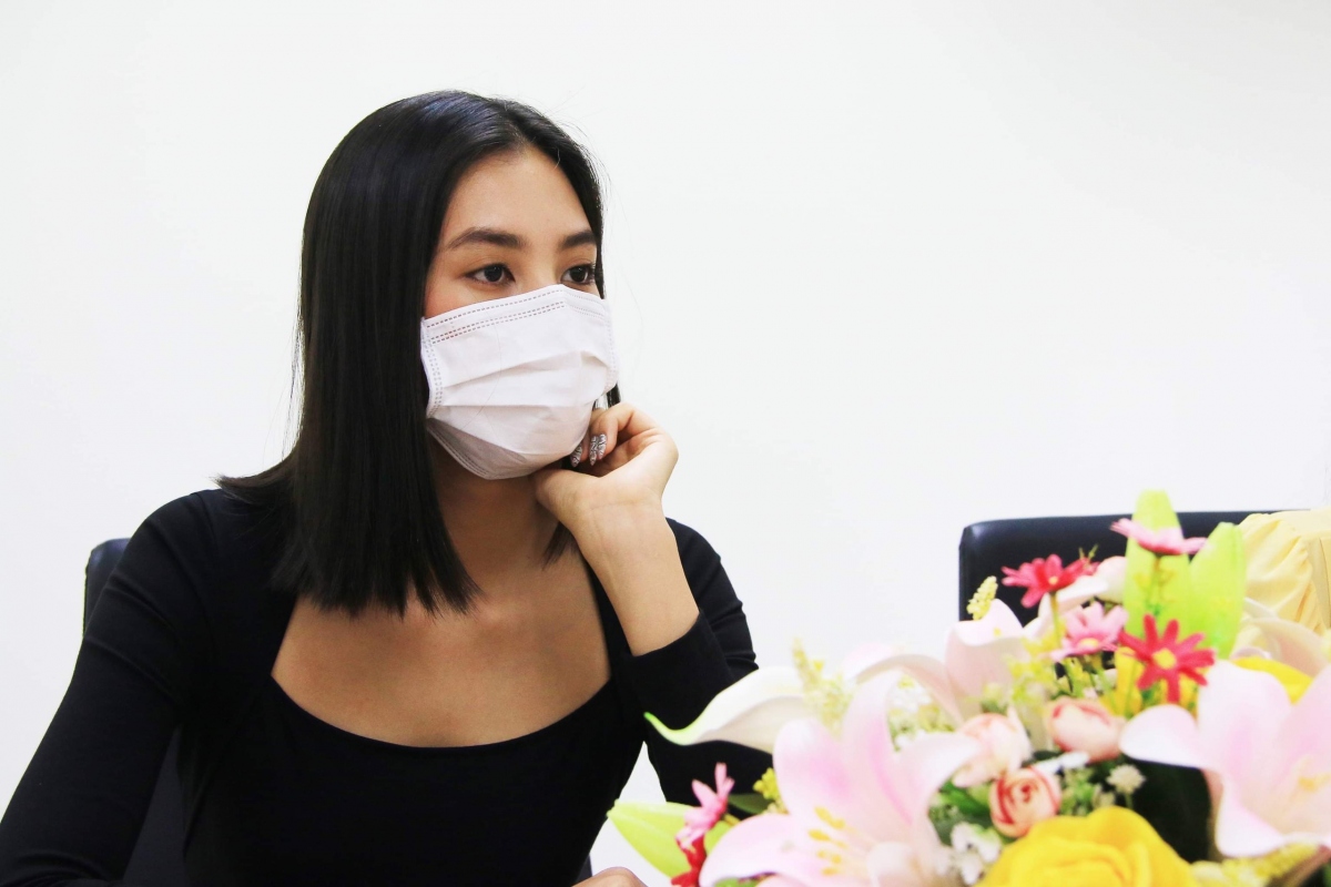 Dàn Hoa hậu tặng 100 triệu cho dự án "Triệu liều vaccine cho công nhân nghèo"