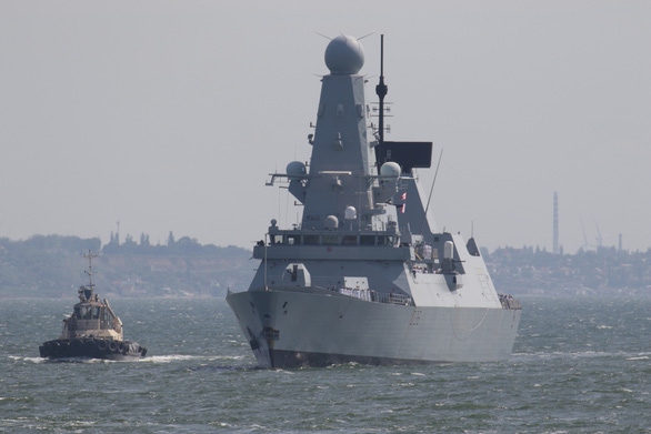 Ông Putin cáo buộc tàu khu trục HMS Defender của Anh theo đuổi các mục đích quân sự
