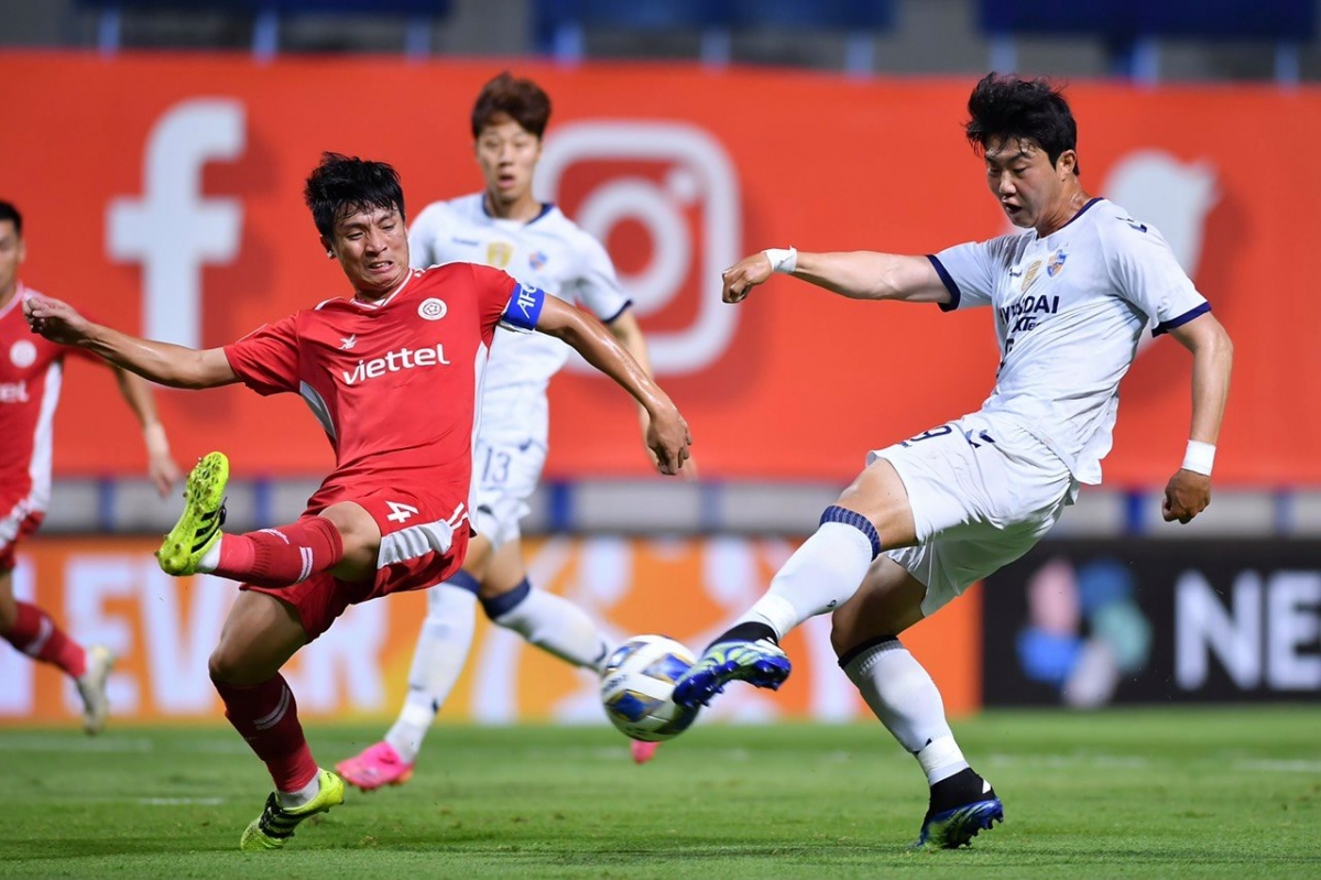 Thủng lưới phút bù giờ, Viettel thất bại đáng tiếc trước Ulsan Hyundai