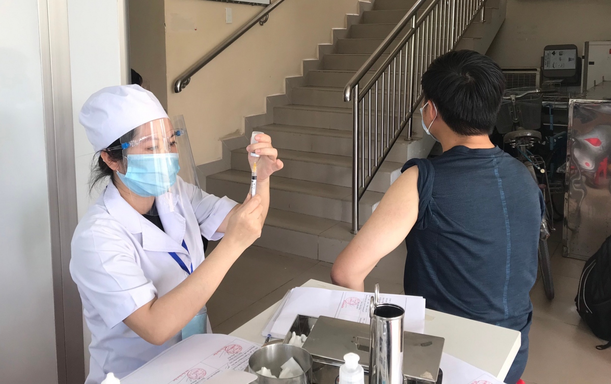 TP.HCM triển khai chiến dịch tiêm chủng vaccine phòng Covid-19