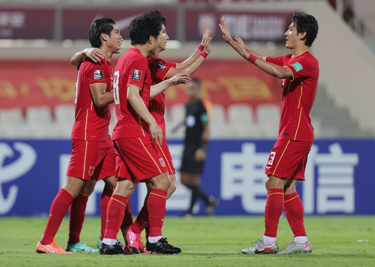Vòng loại World Cup 2022: Bóng đá Trung Quốc gặp khó khăn tương tự như Việt Nam