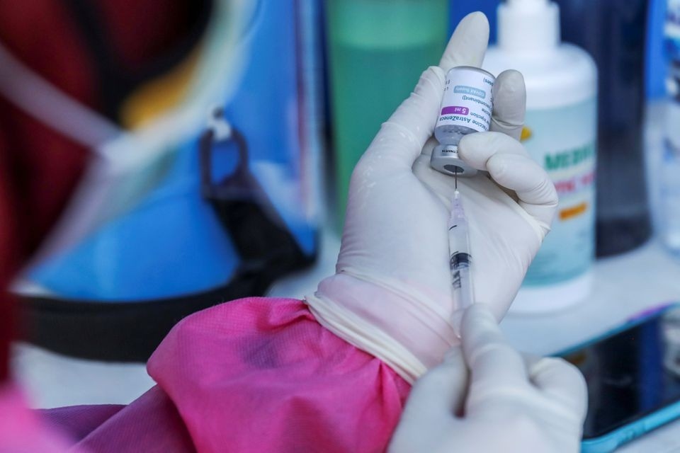 Giảm liều lượng có là giải pháp cho Đông Nam Á đang “khát” vaccine giữa bão Covid-19?