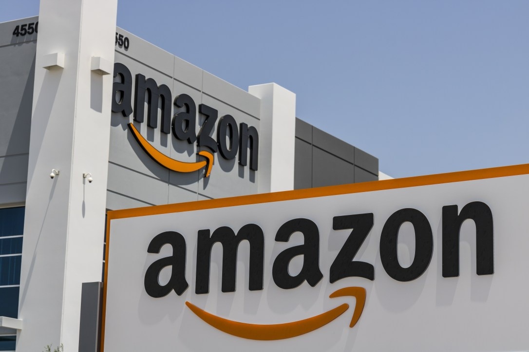 Amazon tìm cách đánh bại đối thủ Microsoft