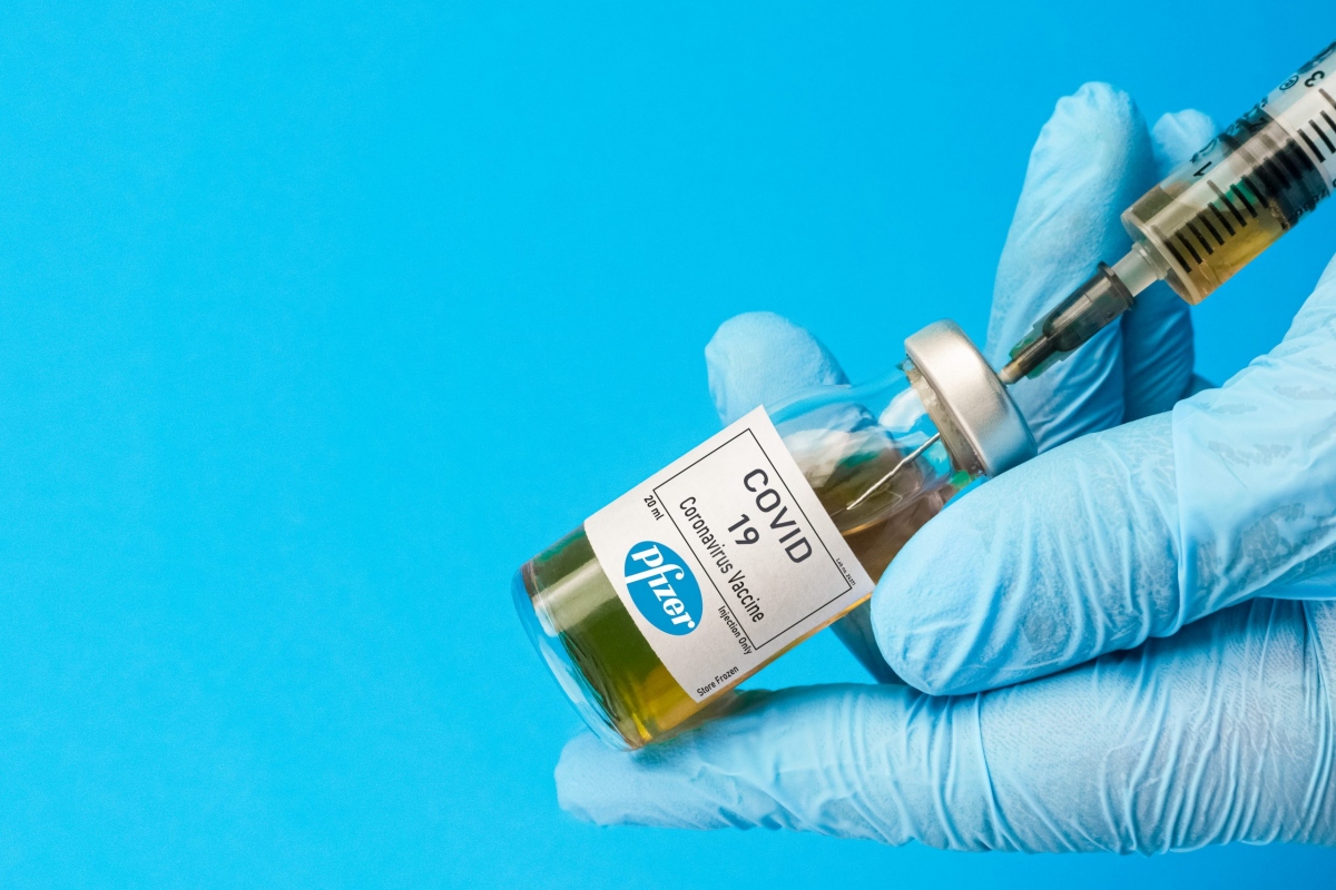 Pfizer cam kết bổ sung cho Việt Nam 20 triệu liều vaccine để tiêm cho trẻ từ 12-18 tuổi