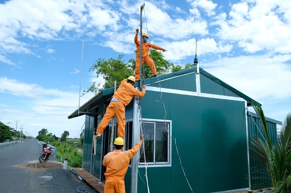 Tăng cường hướng dẫn phòng tránh tai nạn điện mùa mưa bão