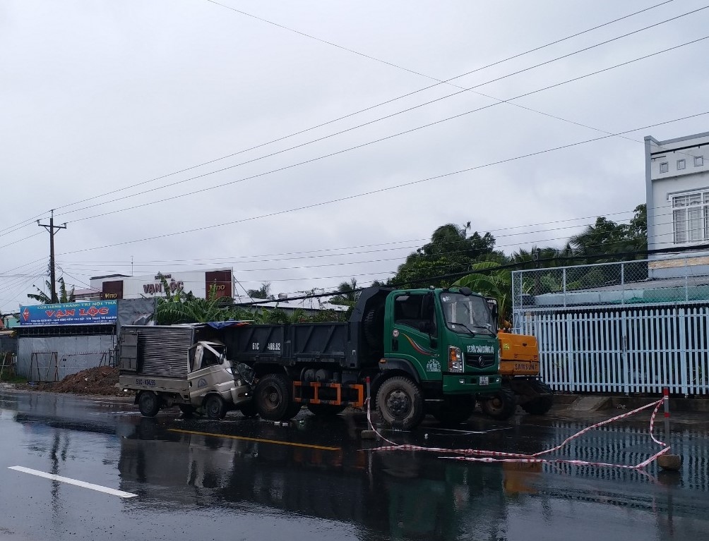 Khẩn trương làm rõ vụ tai nạn giao thông làm 2 người thương vong ở Tiền Giang