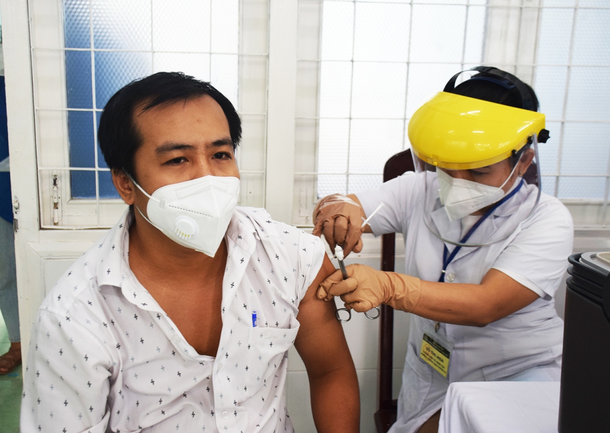 Phú Yên triển khai tiêm 15.600 liều vaccine phòng Covid-19 đợt 4