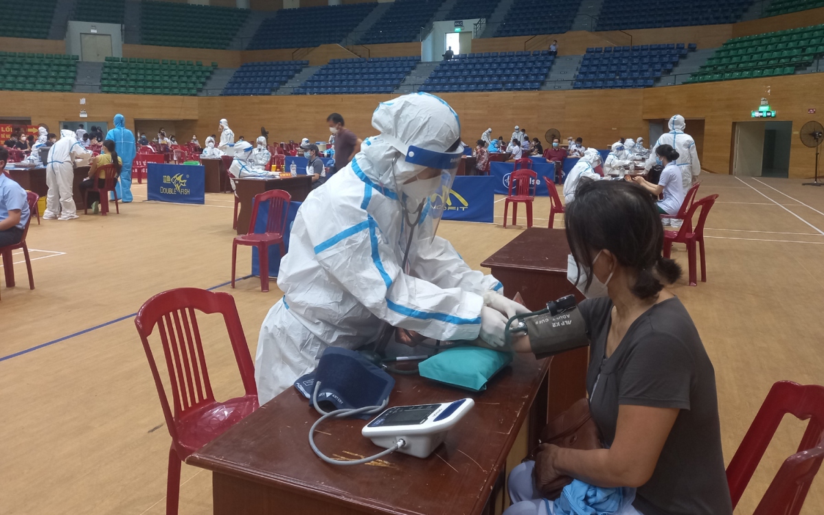Đà Nẵng bắt đầu triển khai tiêm vaccine phòng Covid-19 cho người dân