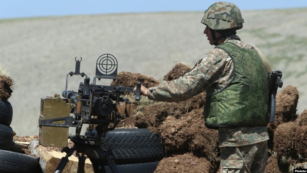 Azerbaijan cáo buộc Armenia pháo kích khiến binh sĩ bị thương