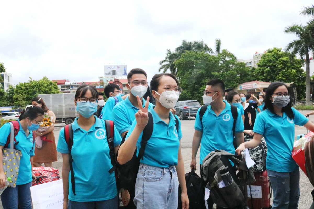 208 bác sĩ, sinh viên Đại học Y Dược Hải Phòng tiếp tục lên đường hỗ trợ TP.HCM
