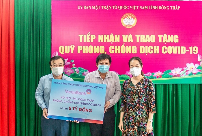 VietinBank dành hơn 27 tỷ đồng hỗ trợ các tỉnh phía Nam phòng, chống dịch