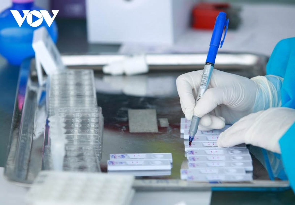 Người vào tỉnh Quảng Ninh phải có xét nghiệm PCR âm tính trong 48h và tiêm đủ 2 mũi