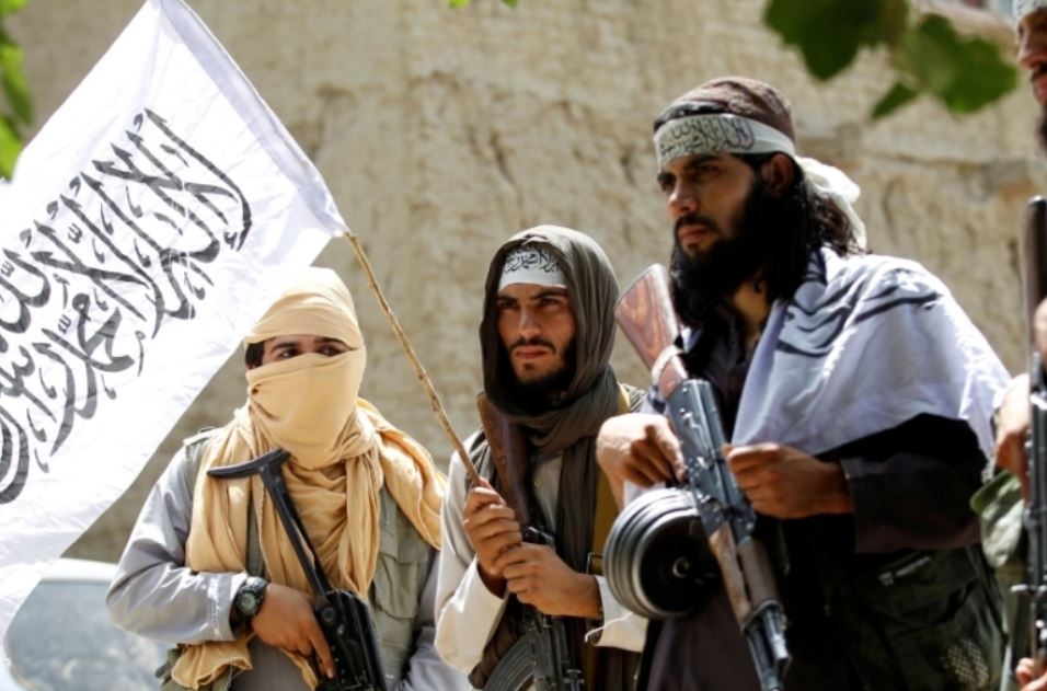 Taliban tuyên bố chiếm được thành phố lớn thứ hai ở Afghanistan