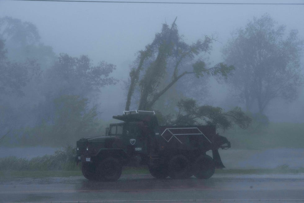1 triệu người ở Louisiana (Mỹ) không có điện sinh hoạt sau khi bão Ida đổ bộ