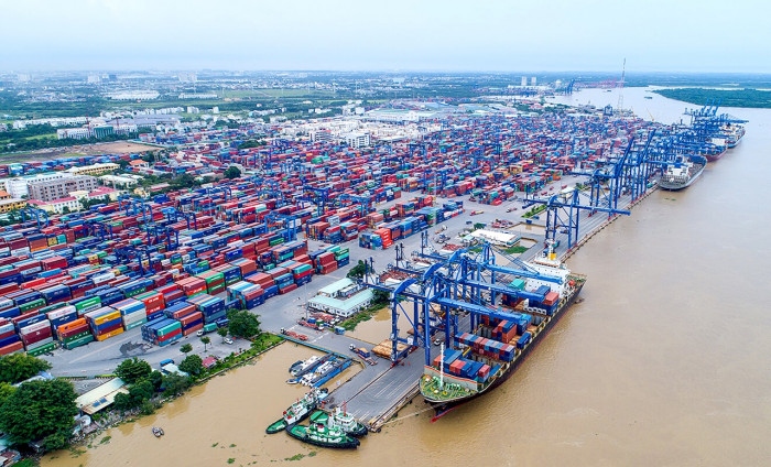 Báo cáo Thủ tướng giải pháp tháo gỡ hàng tồn tại cảng Cát Lái