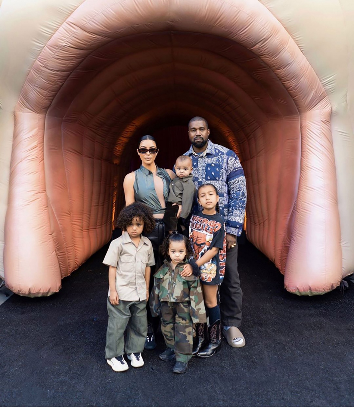 Kim Kardashian "biết ơn" những bài học từ chồng cũ Kanye West