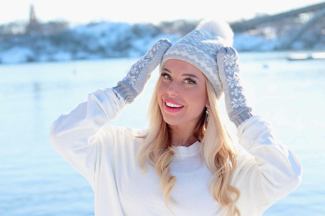Nữ người mẫu kiêm ca sĩ xinh đẹp đăng quang Hoa hậu Hòa bình Thụy Điển 2021