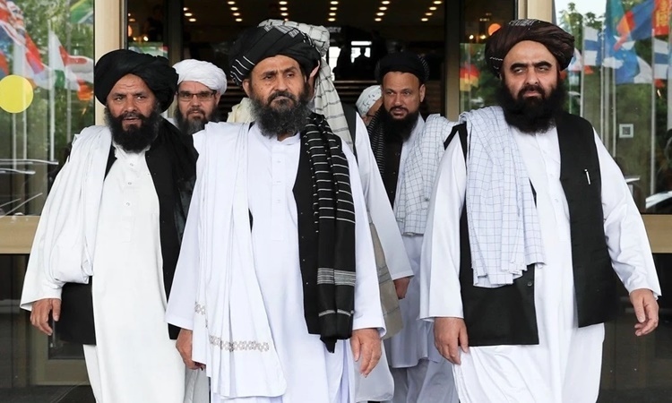 Chìa tay với Taliban, vì sao Trung Quốc vẫn lo ngay ngáy khi Afghanistan thất thủ?
