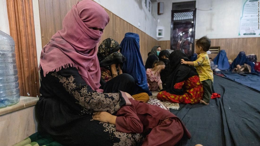 Một người mẹ Afghanistan bị giết dã man vì từ chối nấu ăn cho Taliban