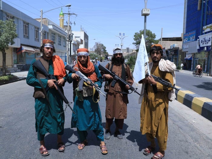 Những câu hỏi phổ biến nhất về Taliban và Afghanistan được tìm kiếm trên Google
