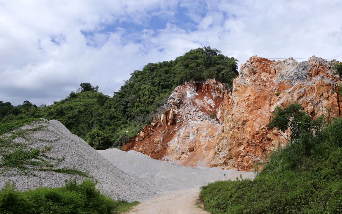 Tiêu hủy vật liệu nổ quá hạn ở mỏ đá Hoàng Kim, nhiều hộ dân ở Lai Châu thiệt hại nhà cửa