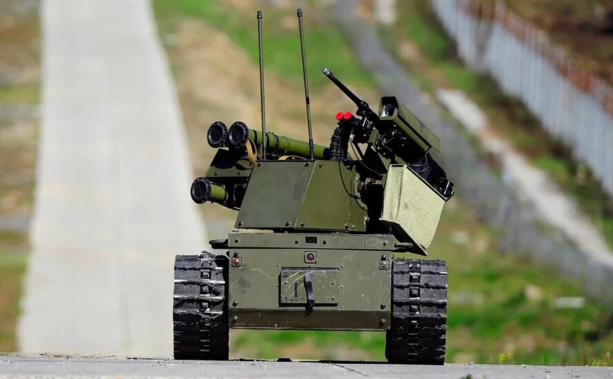Robot chiến đấu "Platform-M" lần đầu tiên được sử dụng tại cuộc tập trận Zapad-2021