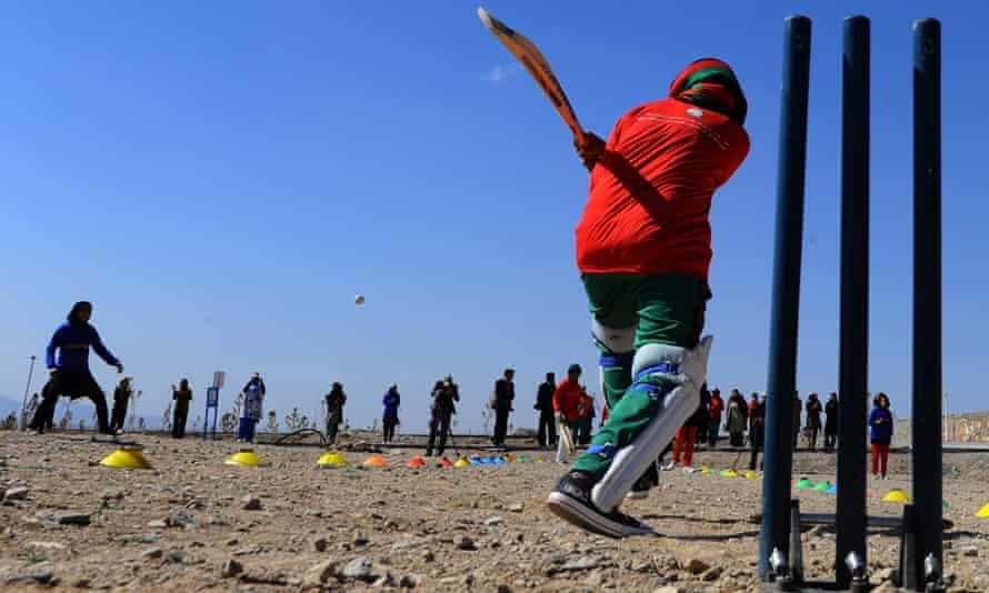 Taliban cấm phụ nữ Afghanistan chơi thể thao