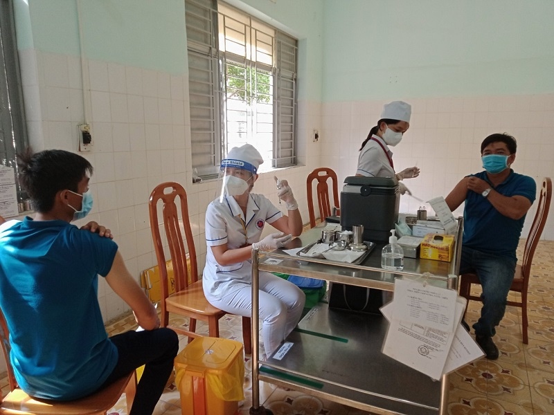 Ninh Thuận ưu tiên tiêm vaccine phòng COVID-19 cho đối tượng lao động tự do