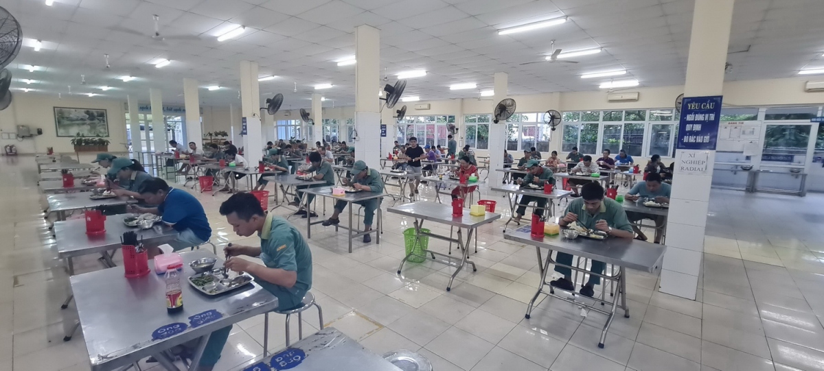 Doanh nghiệp ở Đà Nẵng thuê khách sạn cho người lao động lưu trú duy trì sản xuất