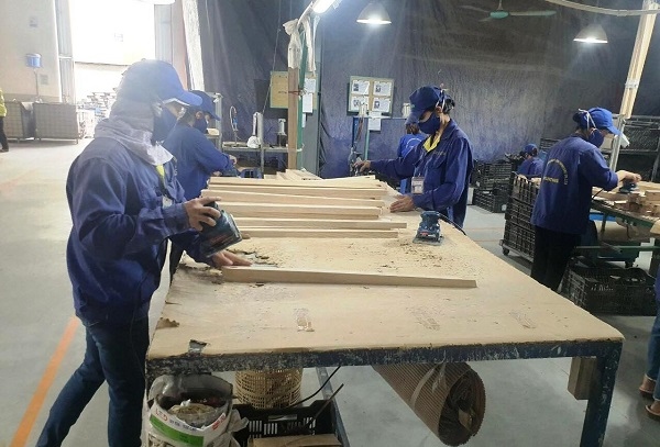 Làng nghề gỗ “bí” cả đầu ra lẫn đầu vào vì Covid-19
