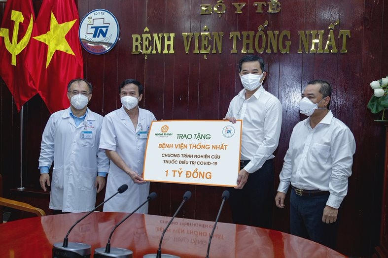 Tập đoàn Hưng Thịnh tặng 1 tỷ đồng cho BV Thống Nhất nghiên cứu thuốc điều trị COVID-19