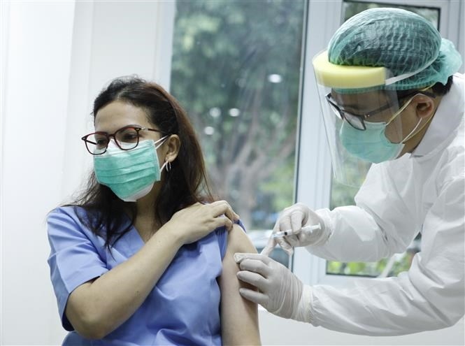 Cuộc đua tiêm mũi vaccine tăng cường làm gia tăng bất bình đẳng ở Đông Nam Á