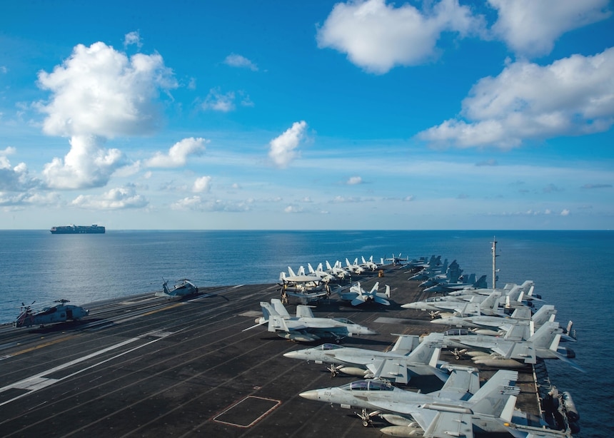 Tàu sân bay Mỹ USS Ronald Reagan trở lại Biển Đông