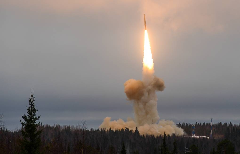 Tổng thống Putin: Nga sở hữu tên lửa siêu thanh tốc độ trên Mach 25