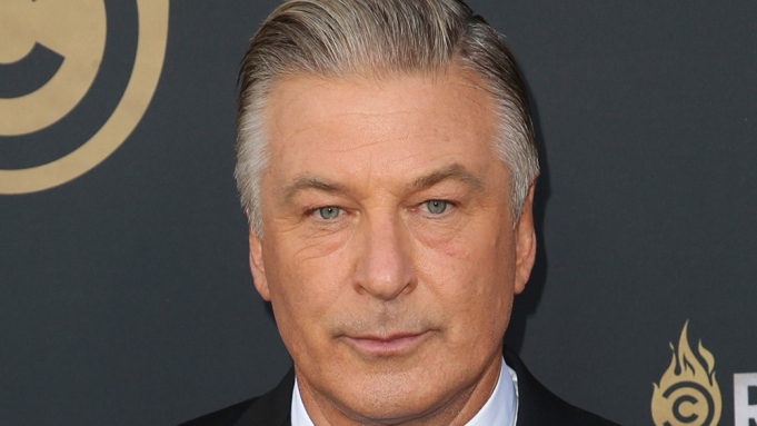 Alec Baldwin đưa ra phát ngôn đầu tiên sau cái chết của Halyna Hutchins: "Cô ấy là bạn tôi"