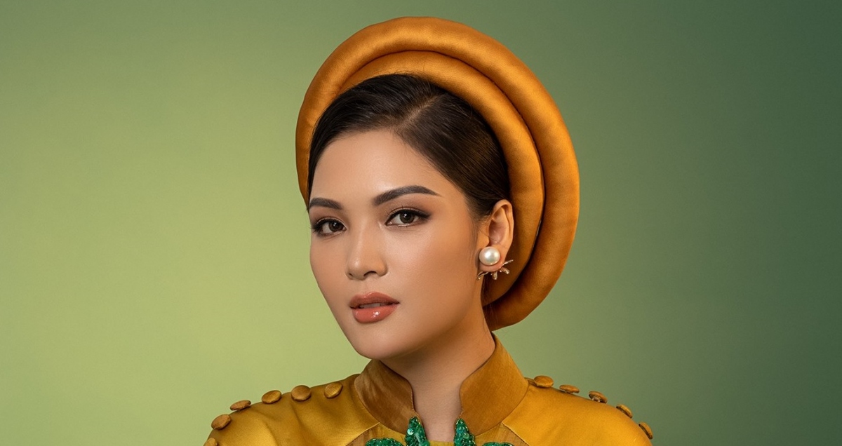 Đại diện Việt Nam tại Miss Earth 2021 quảng bá nét đẹp của áo dài trong phần dự thi
